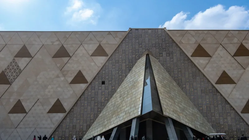  Grand Egyptian Museum 