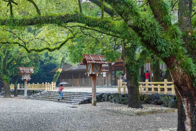 atsuta-jingu-guida-al-santuario-shintoista
