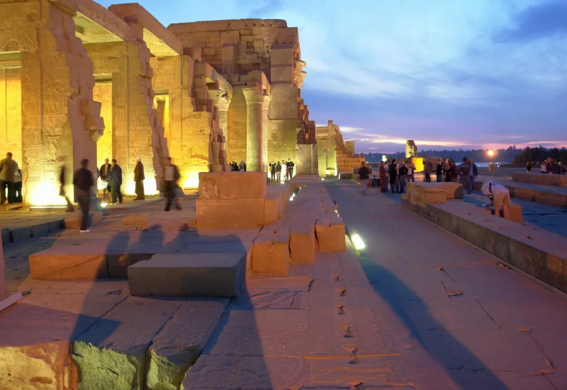 Cairo, The Nile & Lake Nasser Cairo, The Nile & Lake Nasser