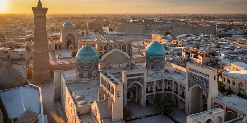 bujara-uzbekistan-atardecer-poi-kalyan-vista-aerea