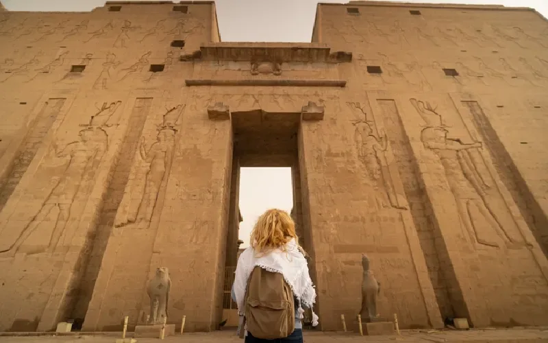 Temple de Karnak et ses colonnes monumentales à Louxor