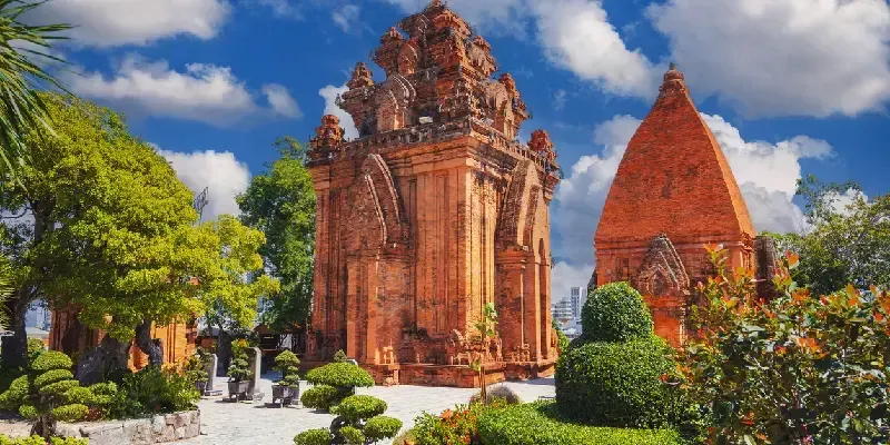 Nha Trang, las Torres Cham de Po Nagar muestran el legado histórico y cultural de Vietnam.