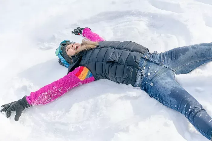 Woman enjoying with snowy