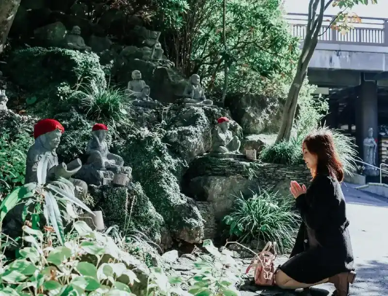 Templo Nanzoin: El Buda Reclinado de Bronce Más Grande del Mundo