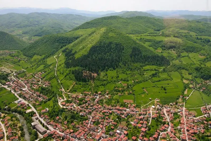 Pirámides Bosnias, Bosnia