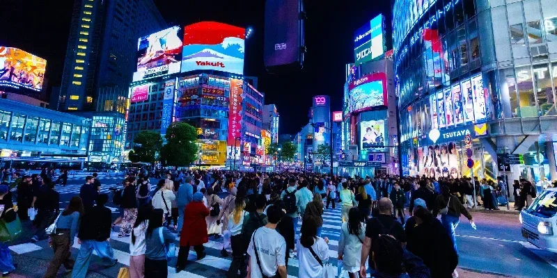 Shibuya, Tokio: Guía del Barrio más Icónico de Japón 2026