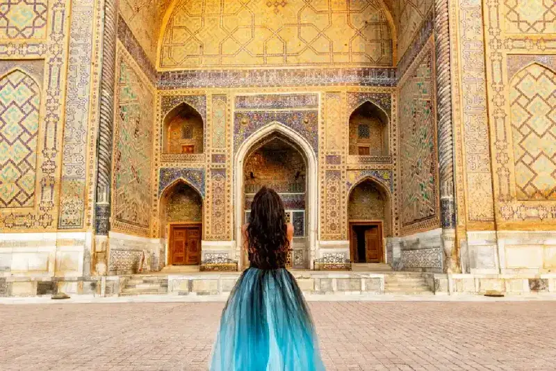 https://italiano.memphistours.com/blog/uzbekistan-cosa-visitare#2.Cosa%20Vedere%20in%20Uzbekistan:%20I%2010%20Posti%20da%20Non%20Perdere