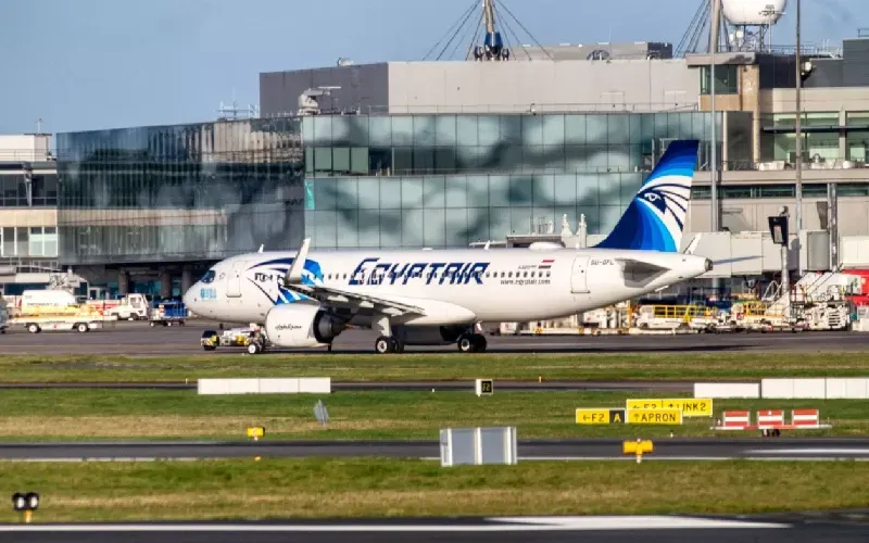 Gérer les situations imprévues à l'aéroport international du Caire