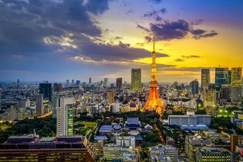 vista-panoramica-da-torre-de-toquio-ao-entardecer