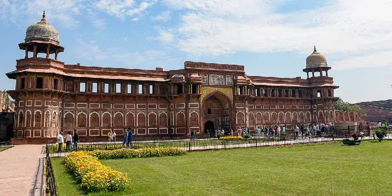 El Fuerte de Agra, Uttar Pradesh, India.