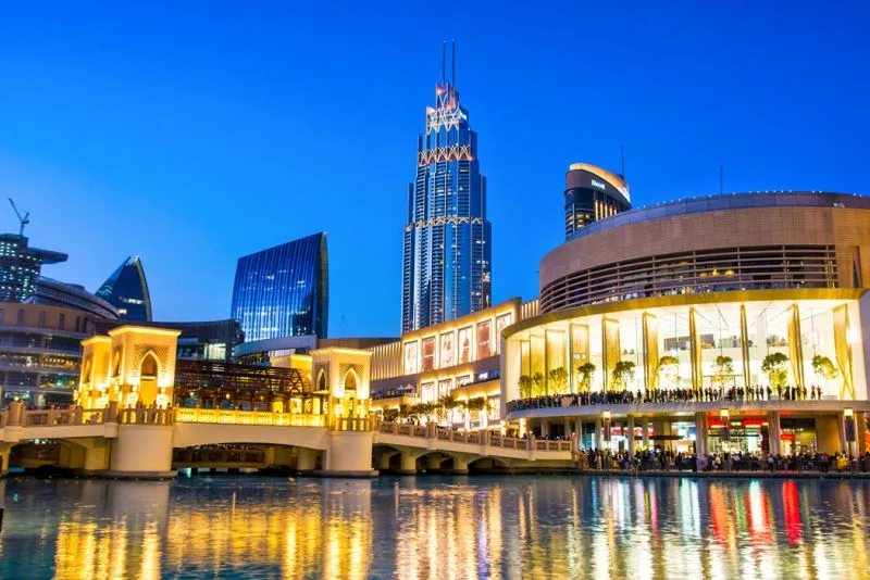 An Overview Image of Dubai Mall from Outsude