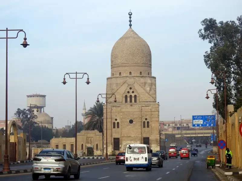 Nécropole fatimide d'Al-Qarafa, tombes des califes