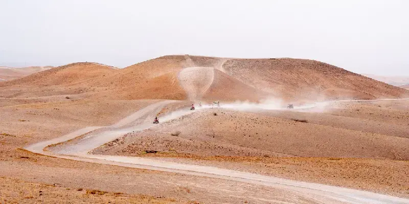 quadriciclo-no-deserto-de-agafay-marrocos-norte-da-africa