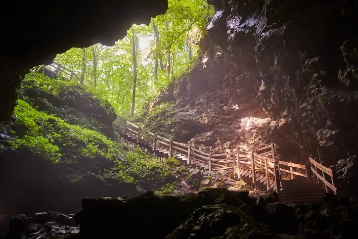 Alhoota Cave | Al hoota Cave Oman | Nizwa Al Hoota Cave