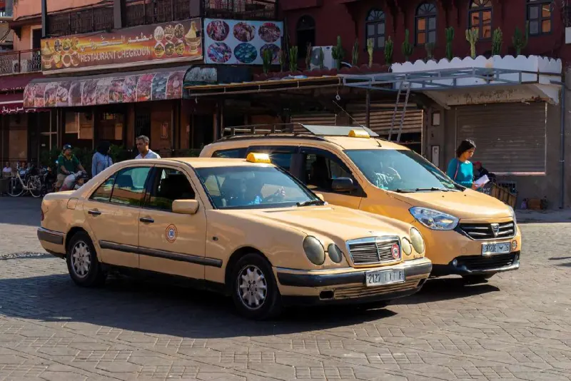le differenze tra petit taxi e grand taxi