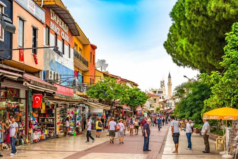 People shopping in Kusadasi markets 