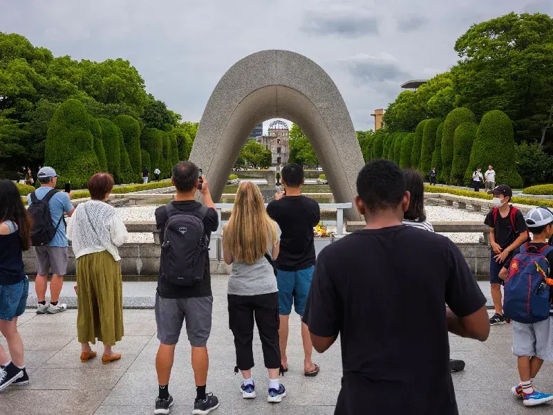 Hiroshima: La Ciudad que Renació y Conquistó al Mundo