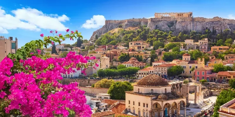horizonte-de-atenas-con-la-plaza-monastiraki-y-la-colina-de-la-acropolis-durante-el-atardecer