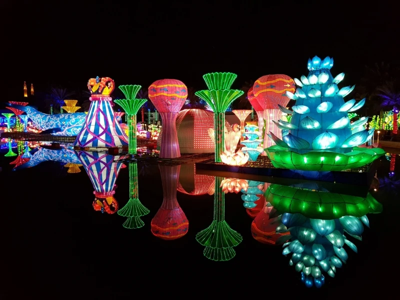 Dubai Garden Glow