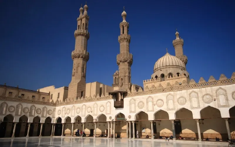 Détail architectural mamelouk de la mosquée Al-Azhar au Caire