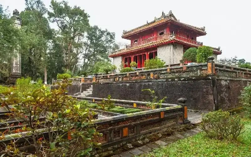 Tomba Minh Mang, Hue
