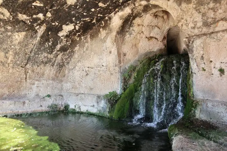 AlKasfah Spring | Alkasfah Spring Oman | Hot Water Springs Oman