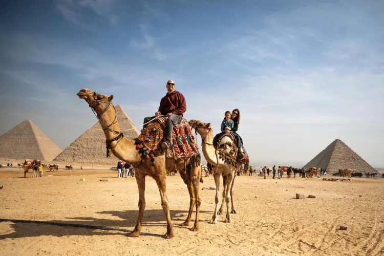 Tourists in Giza Pyramids