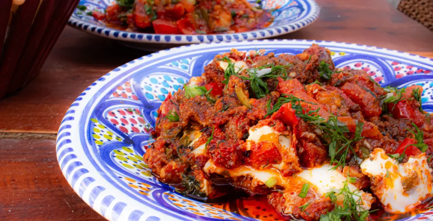 Ojja Merguez, un plato tradicional tunecino.