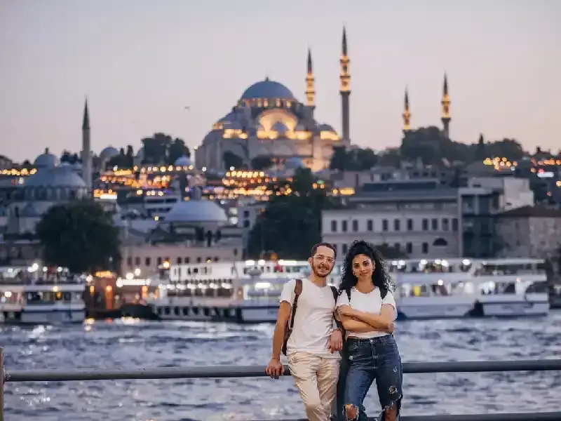 una coppia ad istanbul , Sicurezza in Turchia