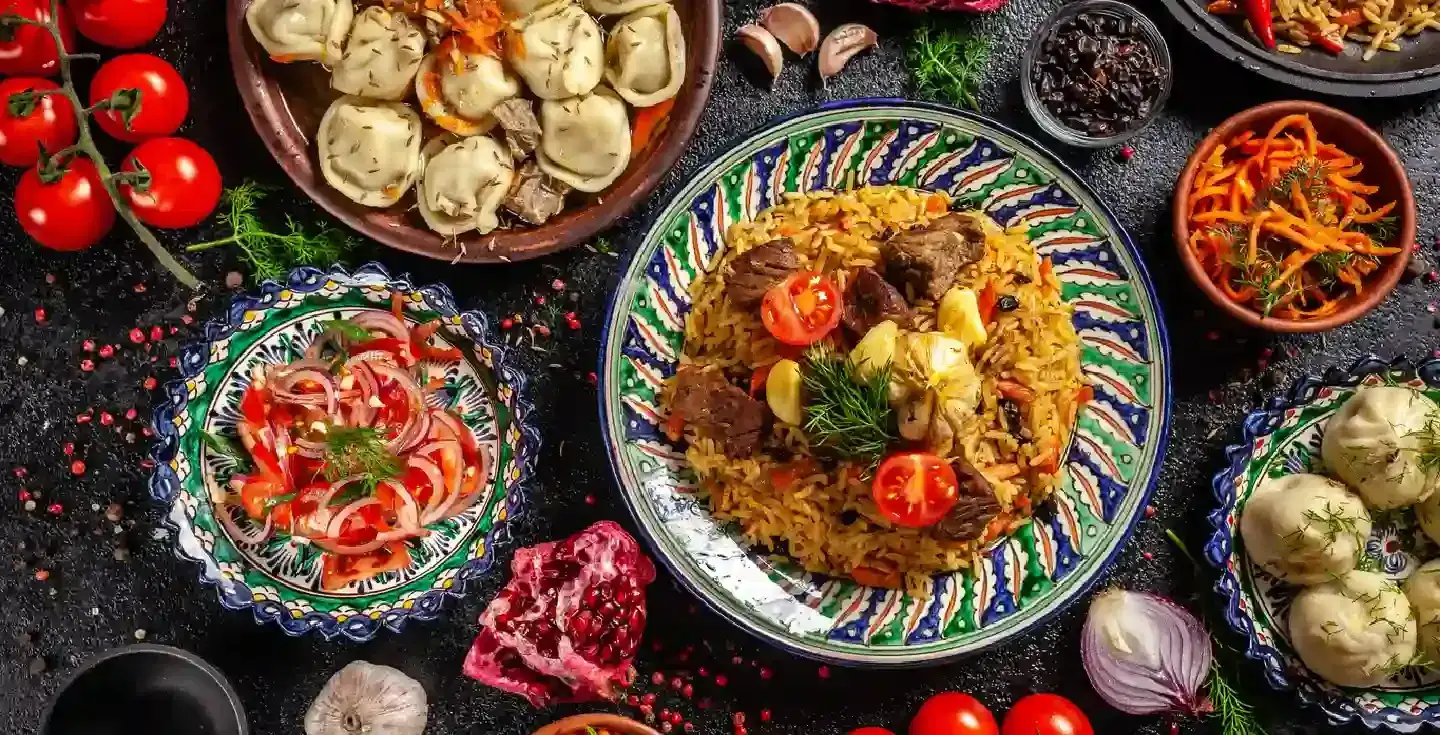 cocina-oriental-tradicional-uzbeka-mesa-familiar-platos-nacionales-ano-nuevo