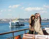Pareja joven en Estambul