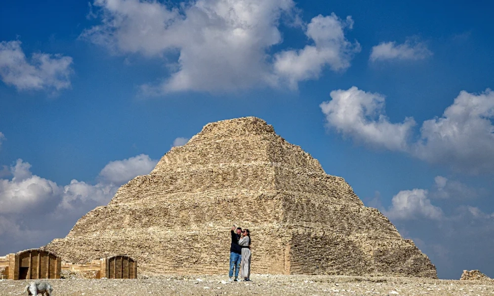 Sonnenfinsternis in Ägypten 2027:  Das Jahrhundertereignis über Luxor