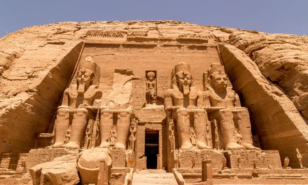 Sonnenfinsternis in Ägypten 2027:  Das Jahrhundertereignis über Luxor