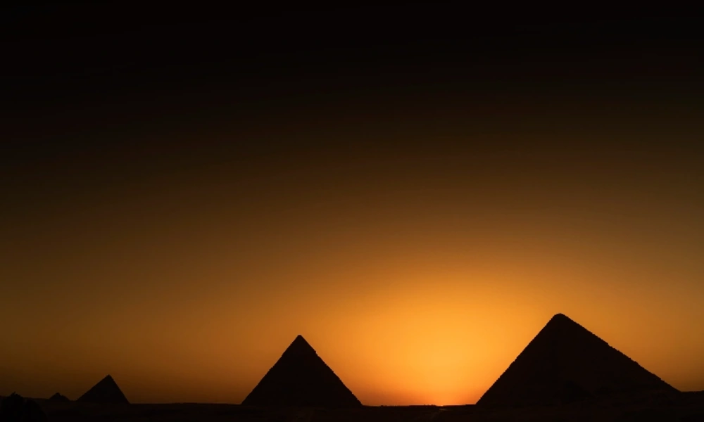 Sonnenfinsternis in Ägypten 2027:  Das Jahrhundertereignis über Luxor