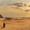 le piramidi di Giza e cammelli, egitto a marzo