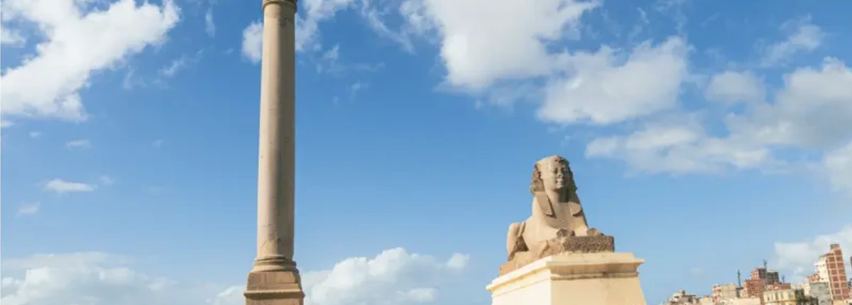 Colonna di Pompeo e Sfinge, colonna di pompeo