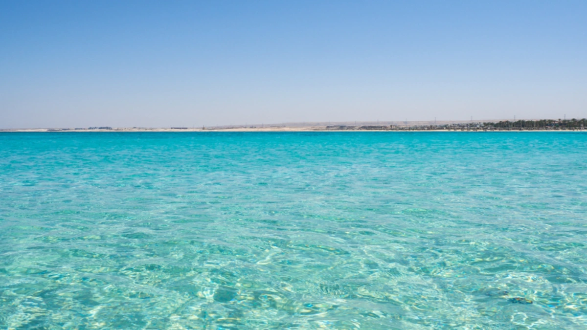 Marsa Matruh Strand mit türkisblauem Wasser und weißem Sand