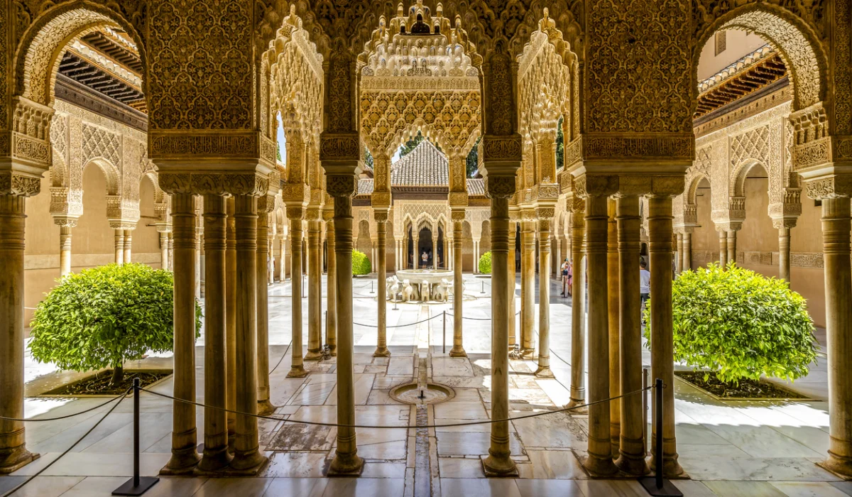 Court of the Lions in Nasrid Palaces of Alhambra palace complex, Granada, Spain
