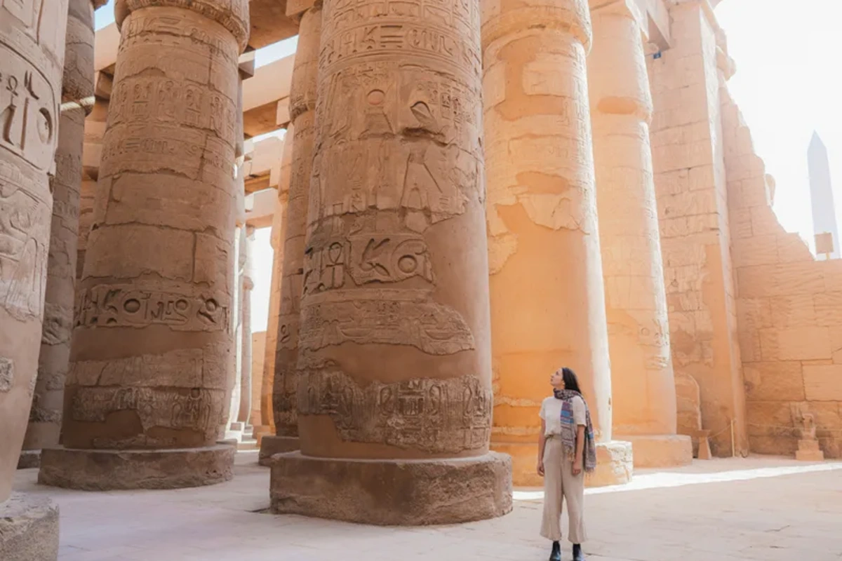 Wie wurden ägyptische Tempel gebaut und welche Techniken nutzten die alten Ägypter?