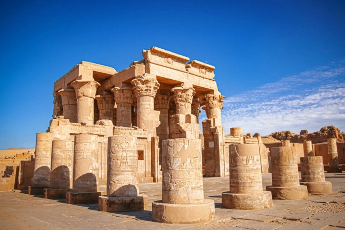 Kom Ombo Temple Egypt, Cairo and Nile Cruise Package