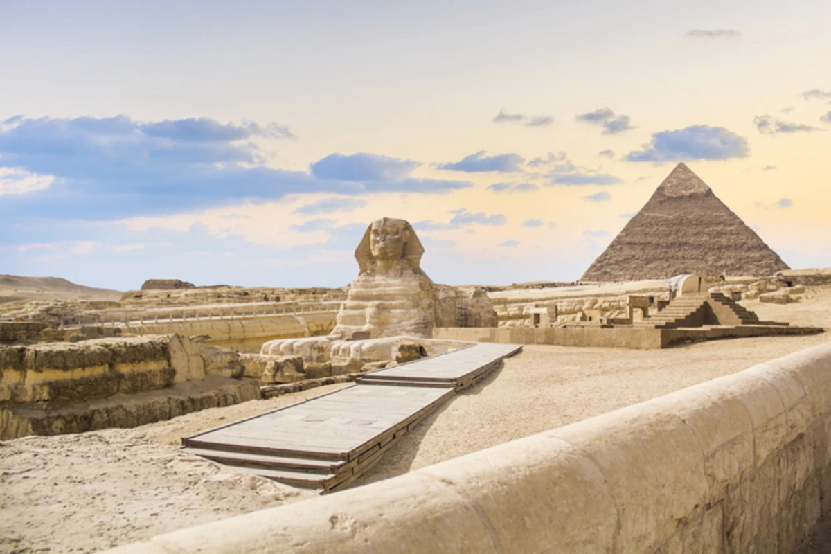 Le Grand Sphinx et les pyramides de Gizeh, en Égypte – Croisière sur le Nil egypt