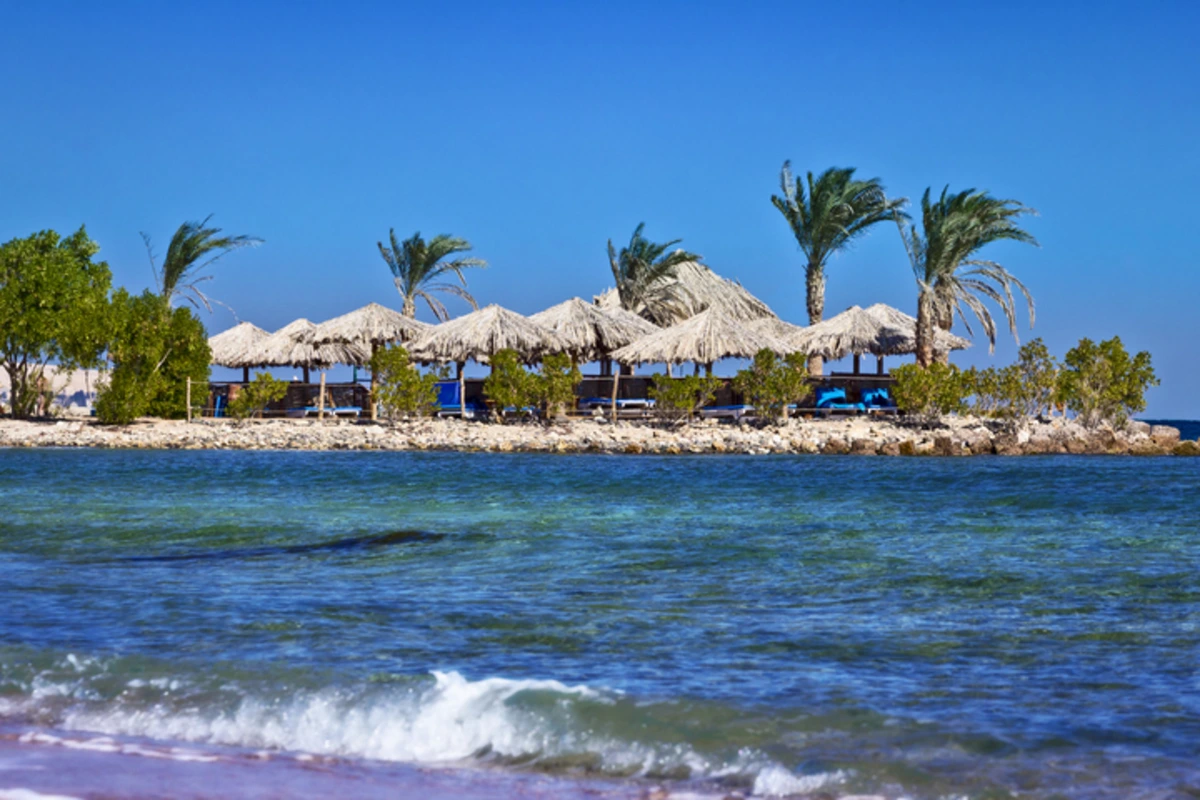 Île tropicale isolée aux paysages paradisiaques, Voyage en Égypte tout compris