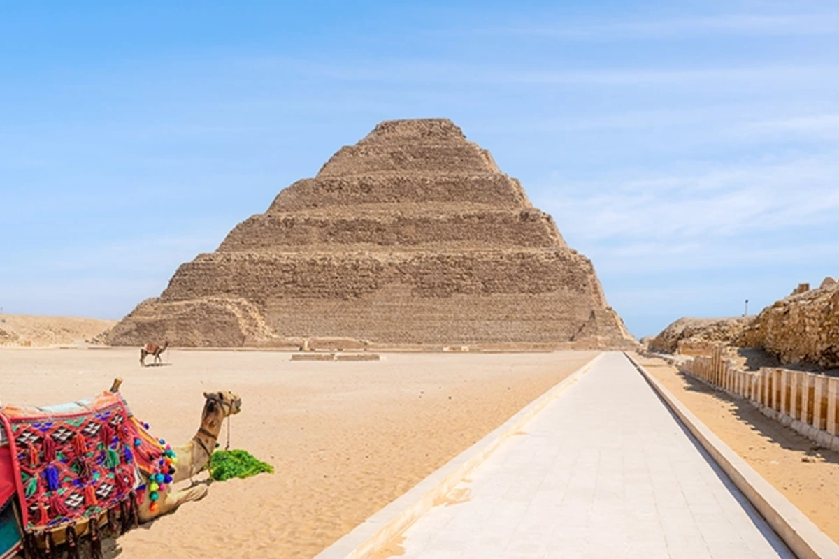 Pyramide Von Sakkara