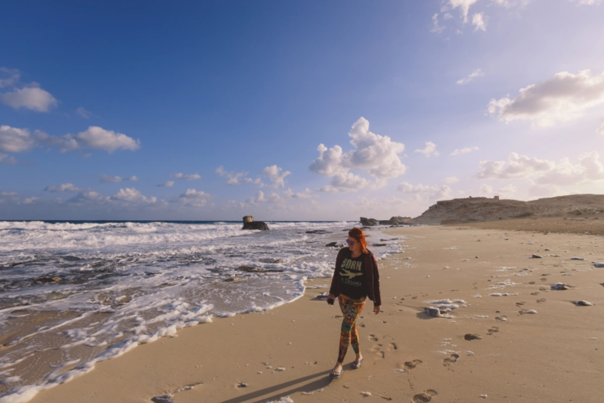 Ruhige Bucht mit kristallklarem Wasser in Marsa Matruh