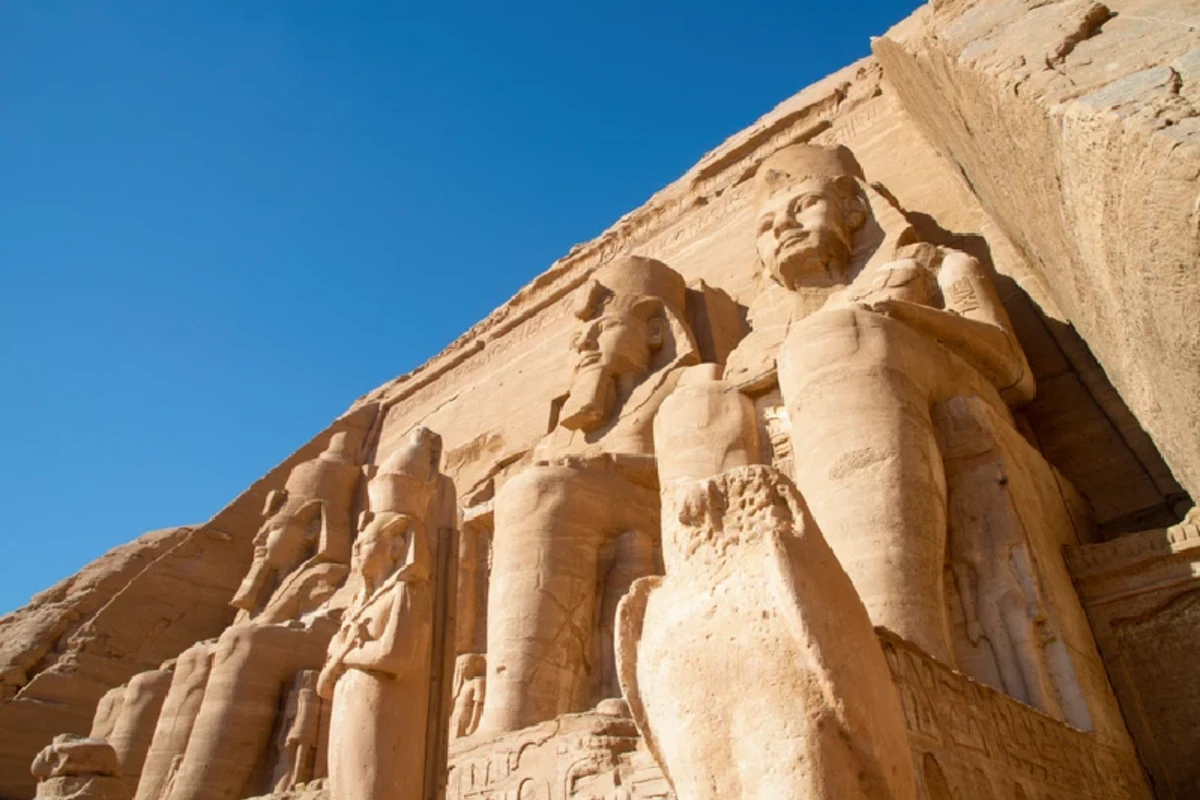 Der Tempel von Ramses II. in Abu Simbel, Ägypten.