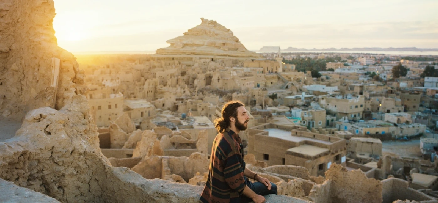 Montañas de Egipto: Guía para Aventureros del Sinaí al Desierto Blanco