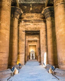 edfu temple 