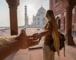 una tirista in india , viaggio in india dove andare