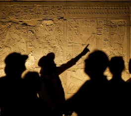 L'Eclissi a Luxor Agosto 2027, la gente a luxor