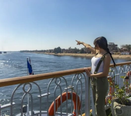 Donna sulla Crociera sul Nilo, vacanza egitto agosto